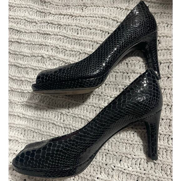 Stuart Weitzman Peep Toe Heels Leather Snake OW36069 Womens 7.5 M Reptile Black - Picture 4 of 10